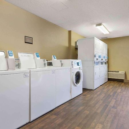 Extended Stay America Select Suites - Columbia - Ft Jackson Exteriér fotografie